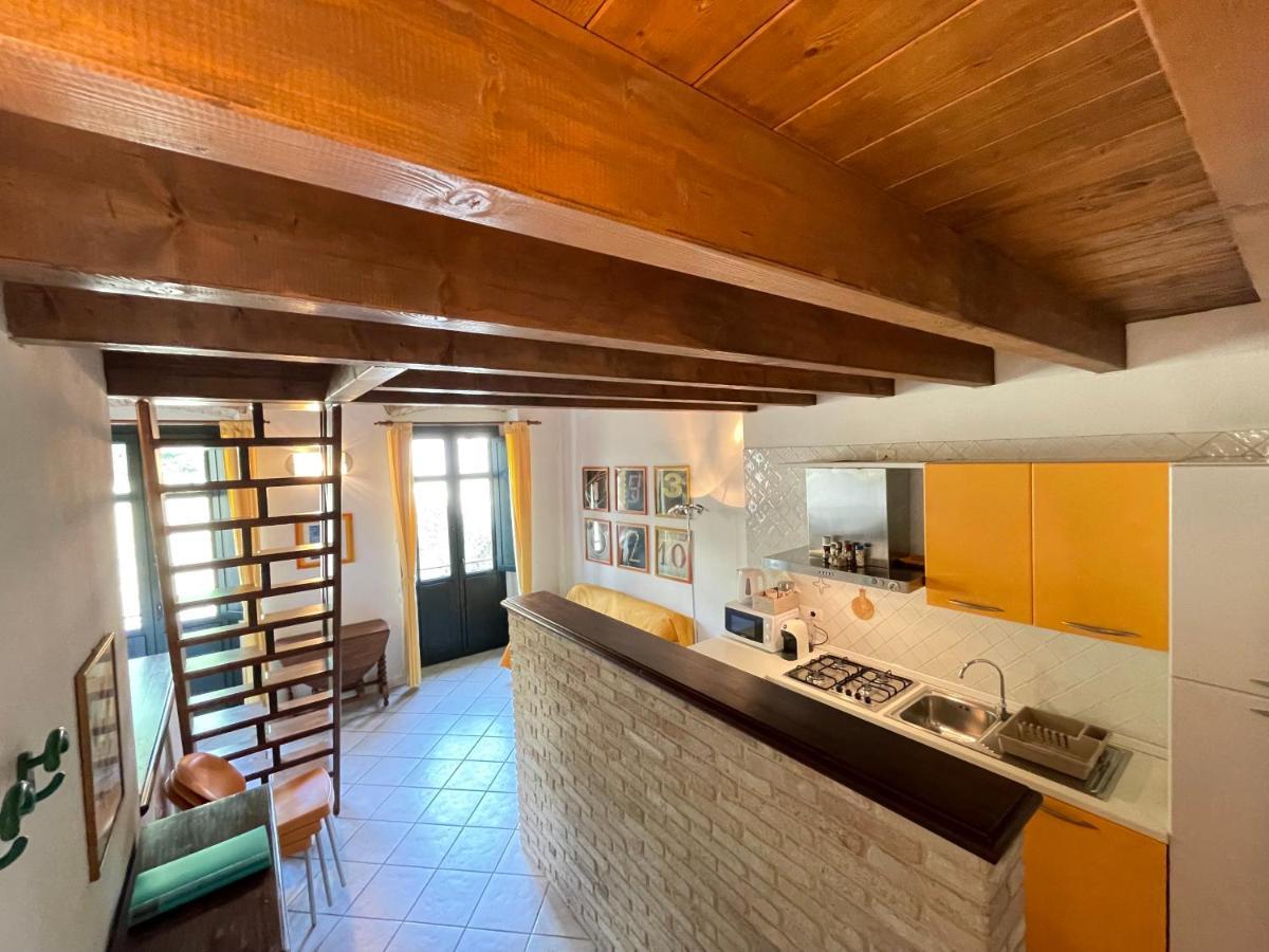 קליארי La Casa Gialla מראה חיצוני תמונה