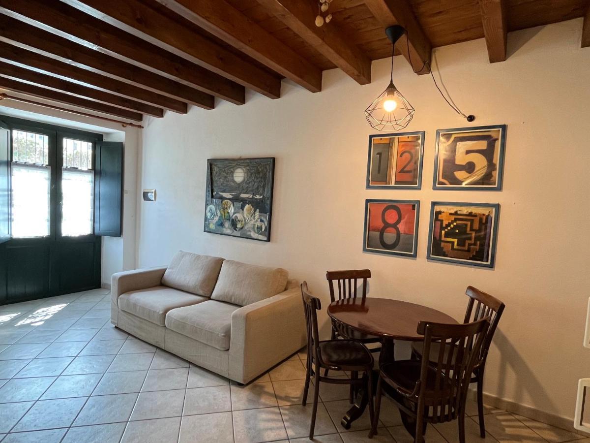 קליארי La Casa Gialla מראה חיצוני תמונה