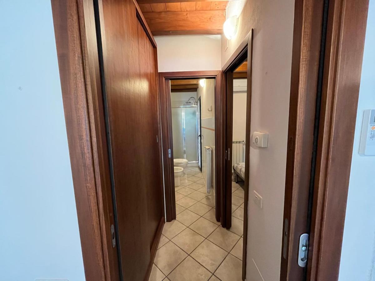 קליארי La Casa Gialla מראה חיצוני תמונה